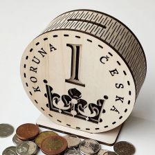 Dřevěná pokladnička „mince 1 Kč“ šířka 12 cm
