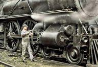 Rok 1937: Nepozorný železničář a jeho štěstí v neštěstí: Práce na železnici je někdy smrtelně…