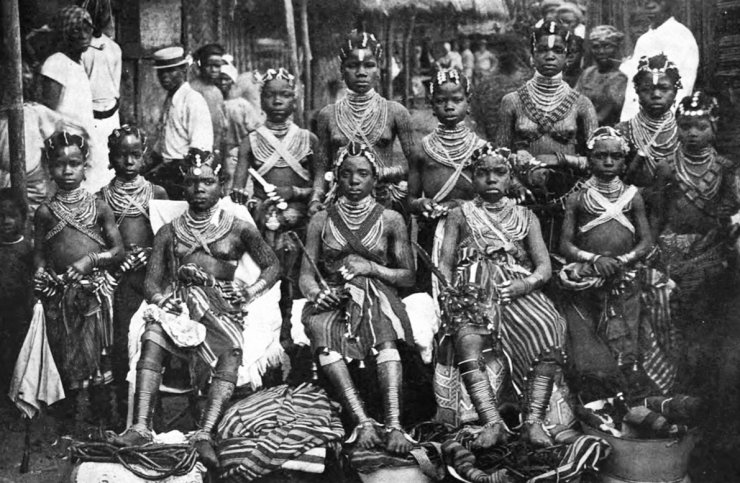 zobrazit detail historického snímku: Africké ženy.