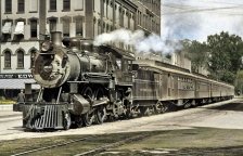 Rok 1912: Proč parní lokomotiva při rozjezdu couvá?