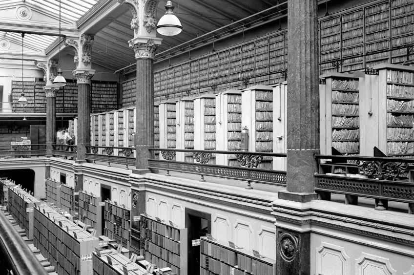 Jak se archivovalo dřív a jak dnes (PR): Archivace dat byla důležitá vždy a dnes tomu není…