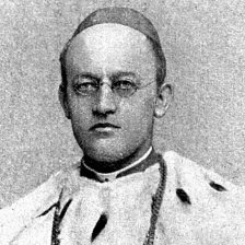 retro fotografie Arcibiskup dr. Theodor Kohn.