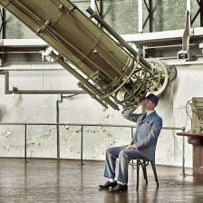 kolorovaná fotografie Astronom.