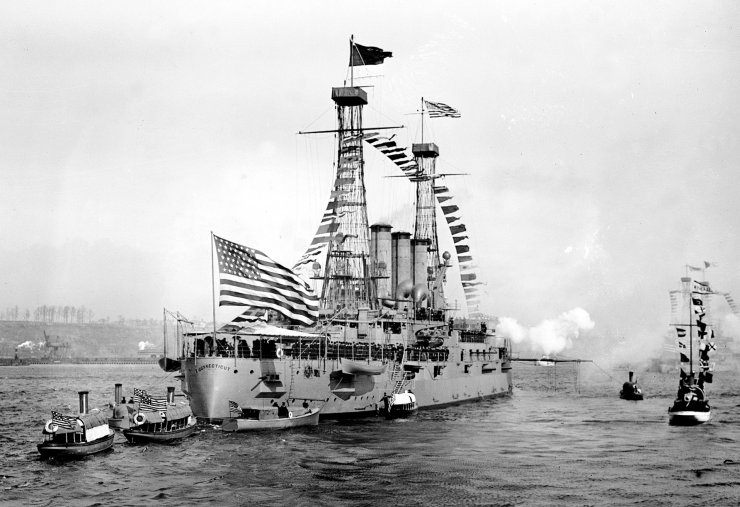 zobrazit detail historického snímku: Válečná loď Connecticut.