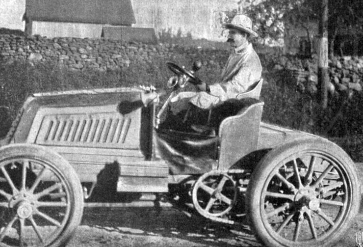 zobrazit detail historického snímku: Foxhall Keene, známý automobilista a sportsman, dědic milionáře Jamesa Keena.