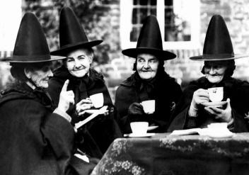 Čarodějnice. - klikněte pro zobrazení detailu Čarodějnice. - klikněte pro zobrazení detailu