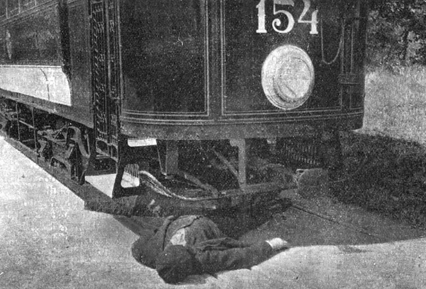 Úprava pražských tramvají, která má zajistit bezpečí sražených chodců Úprava pražských tramvají, která má zajistit bezpečí sražených chodců: Srážka tramvaje s chodcem je vždy velmi nebezpečná…