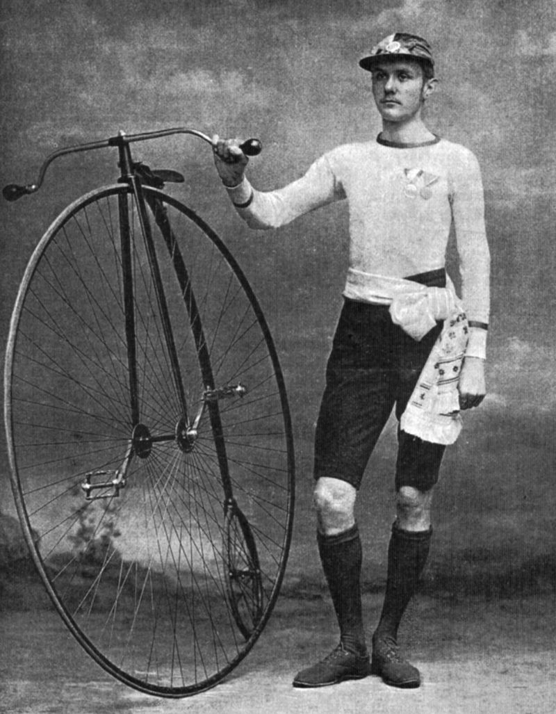 zobrazit detail historického snímku: Josef Cífka - Champion Čech na bicyklu 1888.