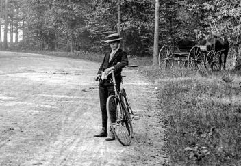 Cyklista. - klikněte pro zobrazení detailu