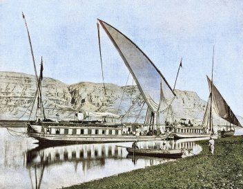 zobrazit detail historického snímku: »Dahabeeah« - zábavný člun na Nilu v Egyptě.