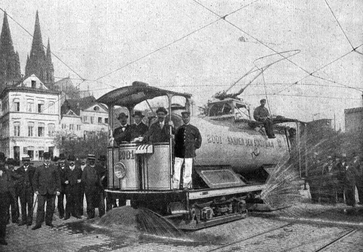 zobrazit detail historického snímku: Kropicí vůz elektrických drah v Kolíně nad Rýnem.
