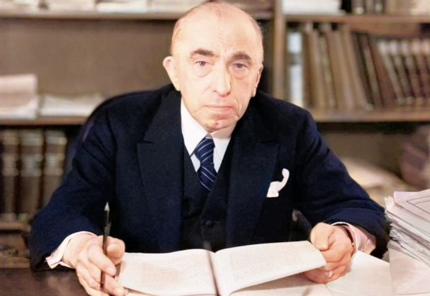 Rok 1939: Projev prezidenta k událostem 17. listopadu a vyhlášení stanného práva v Praze Rok 1939: Projev prezidenta k událostem 17. listopadu a vyhlášení stanného práva v Praze: Při oslavách 17. listopadu se dnes mluví především o…