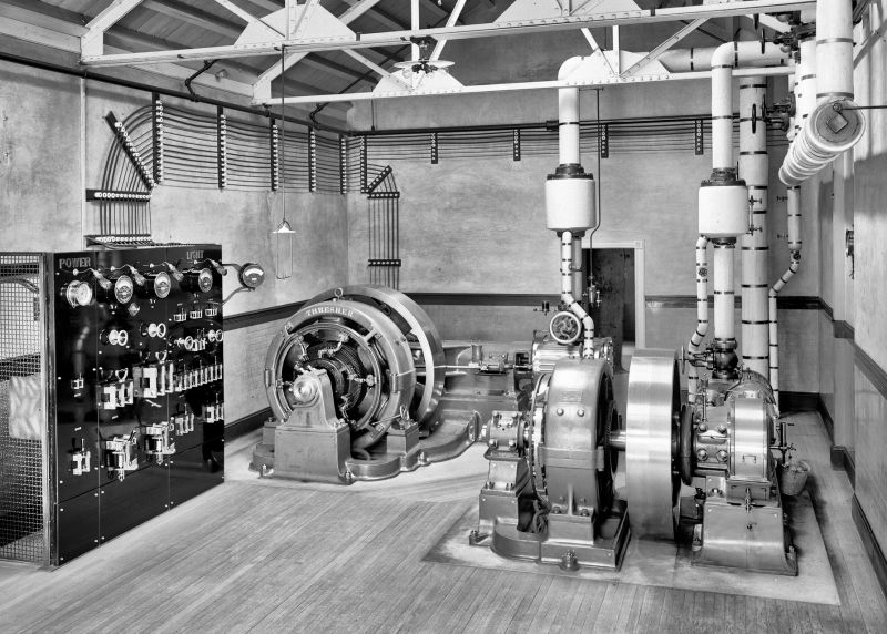 zobrazit detail historického snímku: Výroba elektřiny.