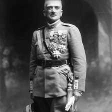 Italský generál Armando Diaz.