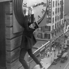 Harold Lloyd ve filmu O patro výš.