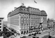 Co jste si mohli před 100 lety dát k jídlu v luxusním hotelu Astor v New Yorku a jak moc to bylo drahé?: Co se na začátku minulého století jedlo v hotelu…