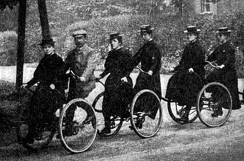 Kolo pro nevidomé: Speciální kolo, na kterém mohli nevidomí vyrážet na…