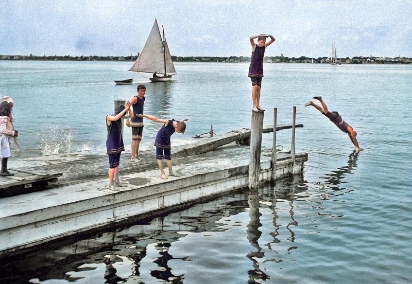 Rok 1923: Krásy a nebezpečí potápění Rok 1923: Krásy a nebezpečí potápění: Horké léto je nejlépe strávit u vody, nebo dokonce…