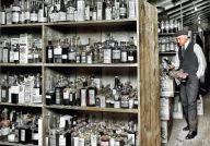 Jak se v roce 1908 vyráběl líh z rašeliny?: Máte rádi kouřovou neboli nakouřenou whisky? Ta…