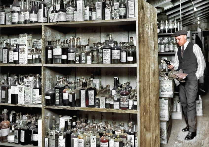 Rok 1927: Kyselina jako drsný způsob ukončení alkoholismu Rok 1927: Kyselina jako drsný způsob ukončení alkoholismu: Podlehnout alkoholismu a nezřízeně pít velké…