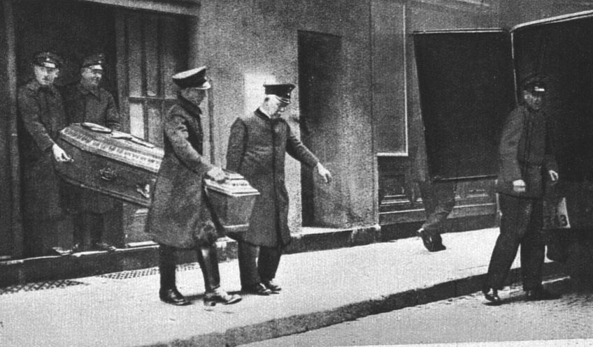 O lékaři a jeho lásce doslova až za hrob O lékaři a jeho lásce doslova až za hrob: Případ velké lásky, kterou nezastavila ani smrt, vám…