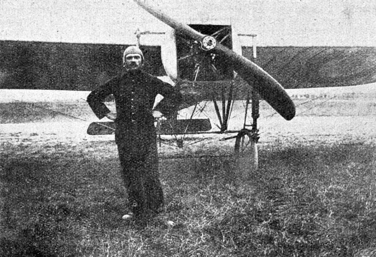 zobrazit detail historického snímku: Letec Jan Hofman, legionář-Sokol.