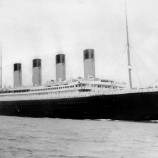 retro fotografie RMS Titanic.