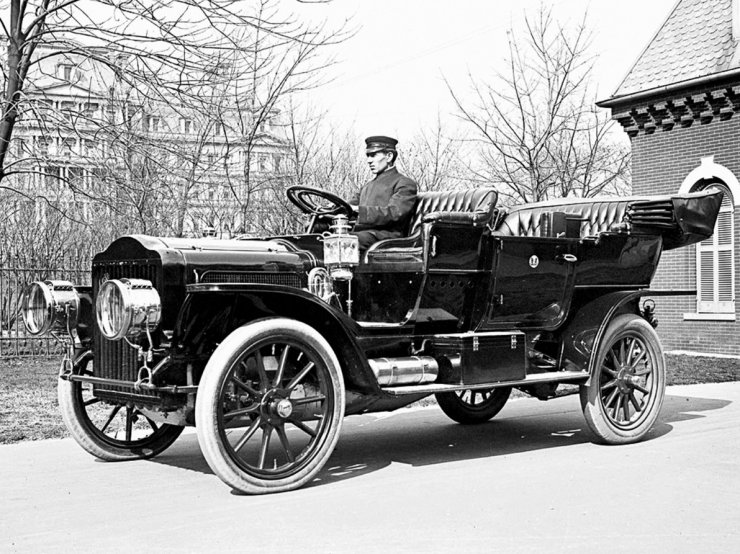 zobrazit detail historického snímku: Parní automobil White Model M prezidenta Williama Howarda Tafta.