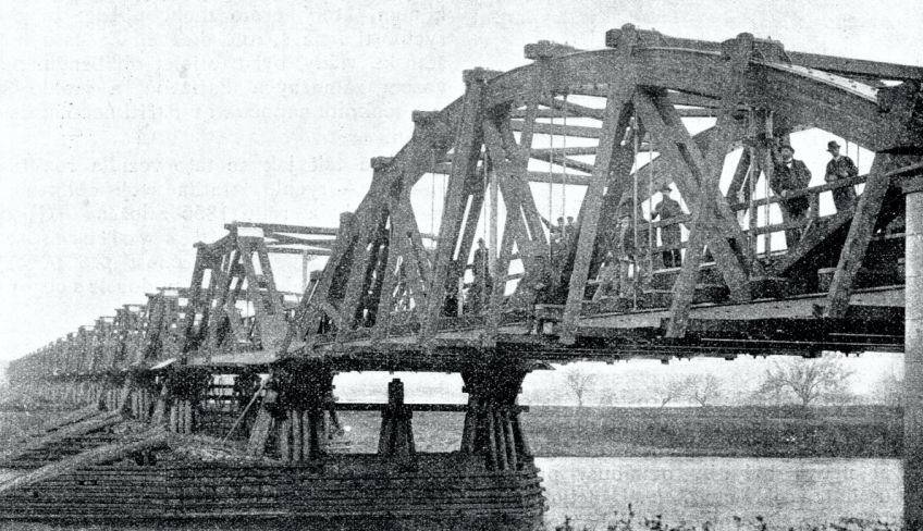 Nový pražský most, spojující Libeň a Holešovice: Přinášíme vám popis stavby nového dřevěného mostu…