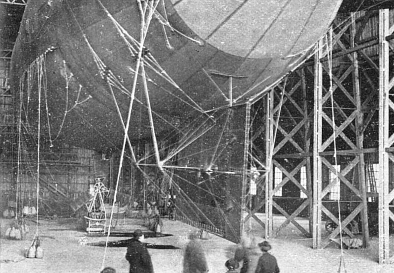 zobrazit detail historického snímku: První vojenská vzducholoď rakouská systému Parsevelova.