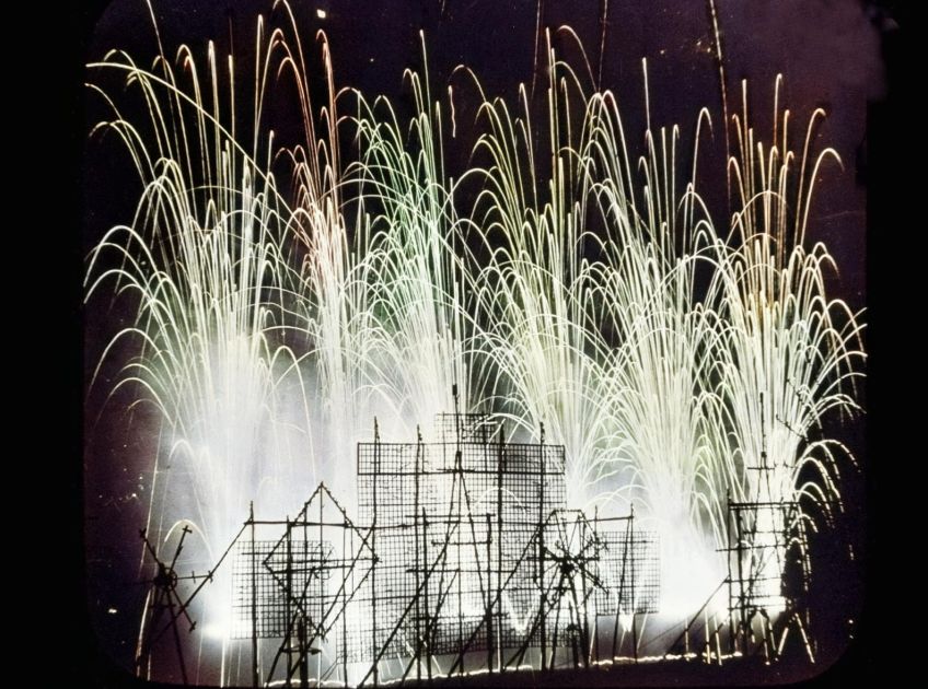 Ohňostroje za dávných časů: jak a z čeho vyráběli rakety naši pradědové: Milujete ohňostroje? Dnes jsou obchody přeplněné…