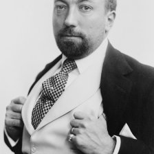 Módní návrhář Paul Poiret.