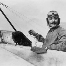 Pilot Adolphe Pégoud.