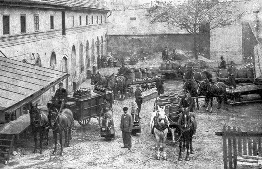 Kolik se v Čechách uvařilo piva : Česko je země piva. Historický článek vám představí,…