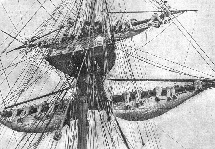 zobrazit detail historického snímku: Cvičení anglických plavčíků na lodi plachetní.