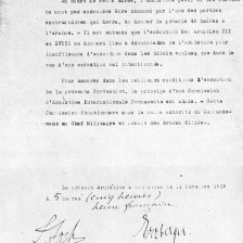 Snímek poslední strany smlouvy o přímeří podepsané maršálem Fochem, admirálem Wemyssem a německými zmocněnci.