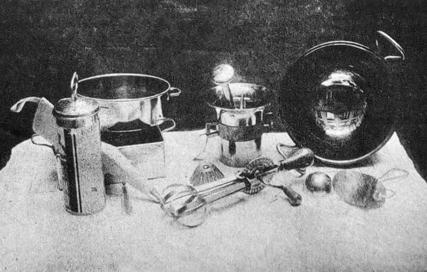 Rady našich prababiček jak si usnadnit práci v kuchyni: Dnes máme v kuchyni řadu elektrických pomocníků,…