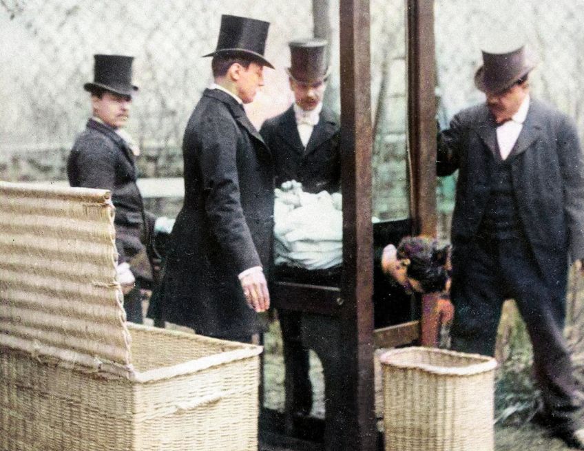 Rok 1930: Je správné zrušit trest smrti? Co na to vojáci, policisté i samotný kat?: Přestože trest smrti dnes již většina demokratických…