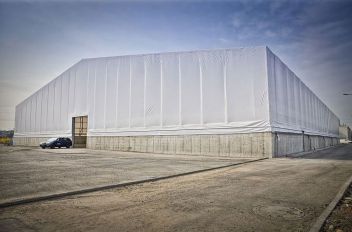 Montovaná průmyslová hala. - klikněte pro zobrazení detailu