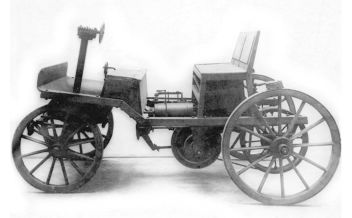 Automobil Siegfrieda Marcuse. - klikněte pro zobrazení detailu Automobil Siegfrieda Marcuse. - klikněte pro zobrazení detailu