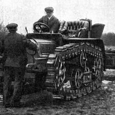 Chodící automobil při pokusech v táboře aldershotském.