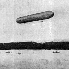 Vzducholoď Zeppelin LZ 1 při vzletu