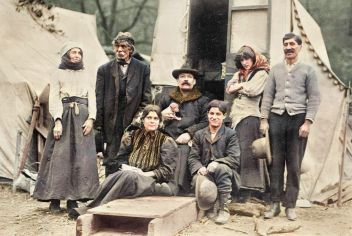 zobrazit detail historického snímku: Cikáni.