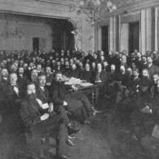 167 členů první ruské dumy s předsedou Muromcovem na lavici obžalovaných.