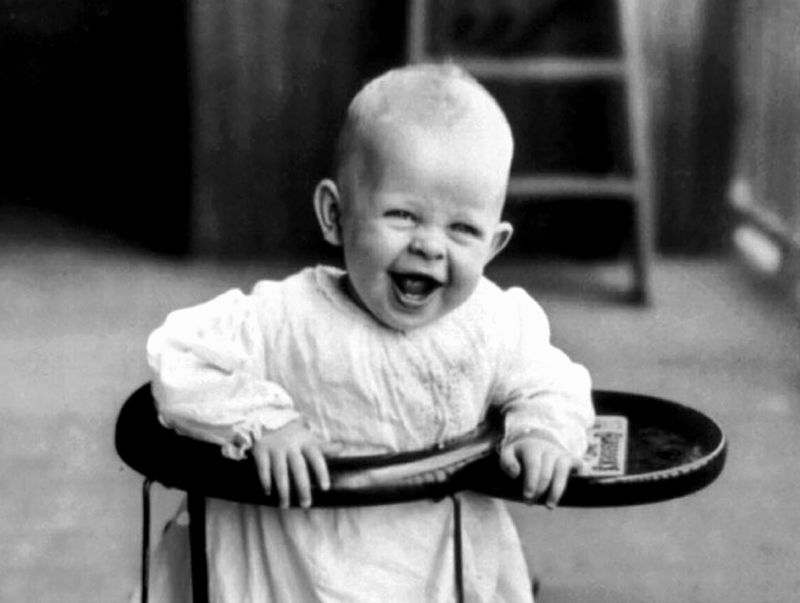 zobrazit detail historického snímku: Dětský smích.