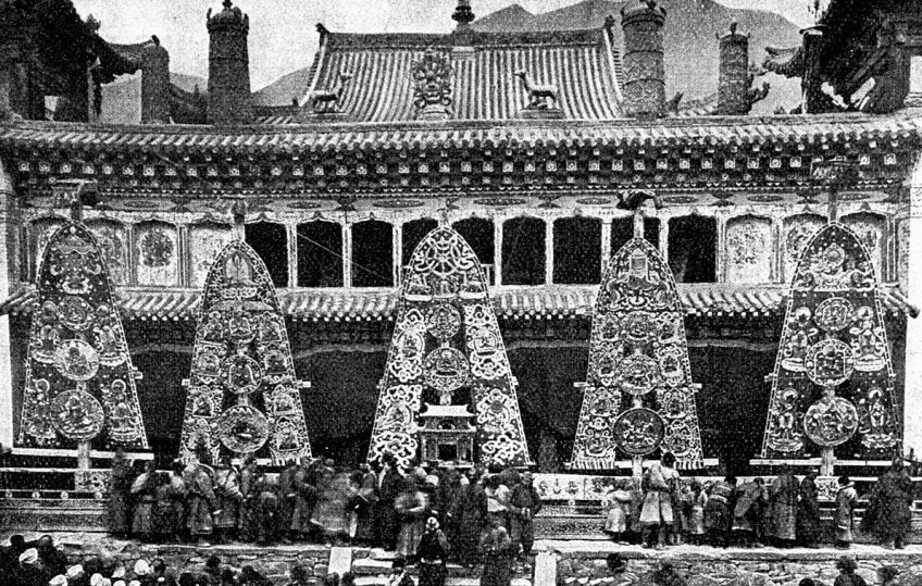 Sochy a obrazy vyrobené z drahocenného másla : Dnes nás trápí vysoké ceny másla, stejně jako si na…