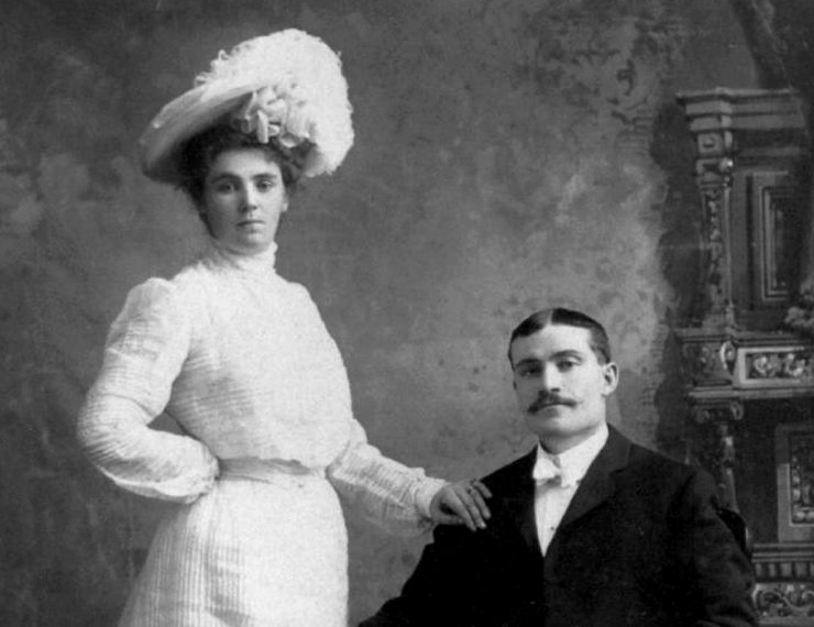 zobrazit detail historického snímku: Manželé.