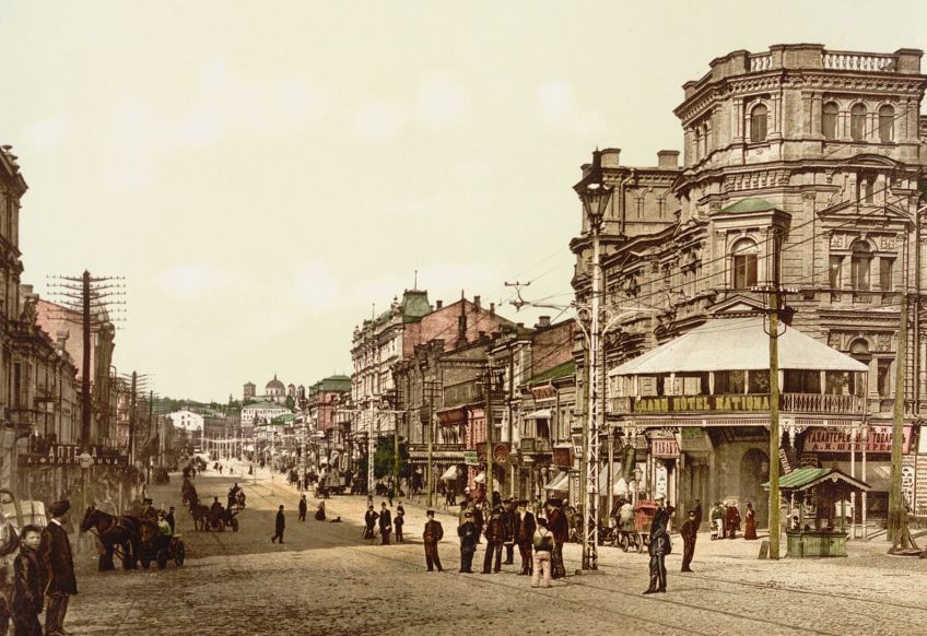 Rok 1919: Ukrajina přepadena armádou ruských bolševiků. Co na to ukrajinská vláda?: Celý svět už čtvrt roku sleduje nesmyslné přepadeni…