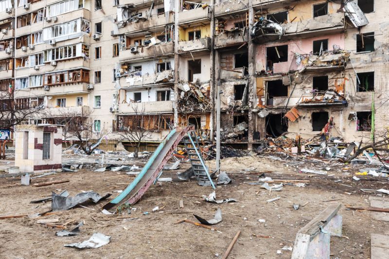 zobrazit detail historického snímku: Zničené domy na Ukrajině.