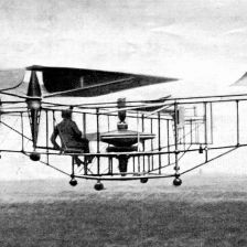 Vzlet helikoptéry Oehmichenovy.